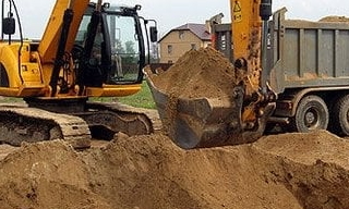 Выкопать яму экскаватором в Тулуне от 937 руб. - 2Землекопа-Тлн